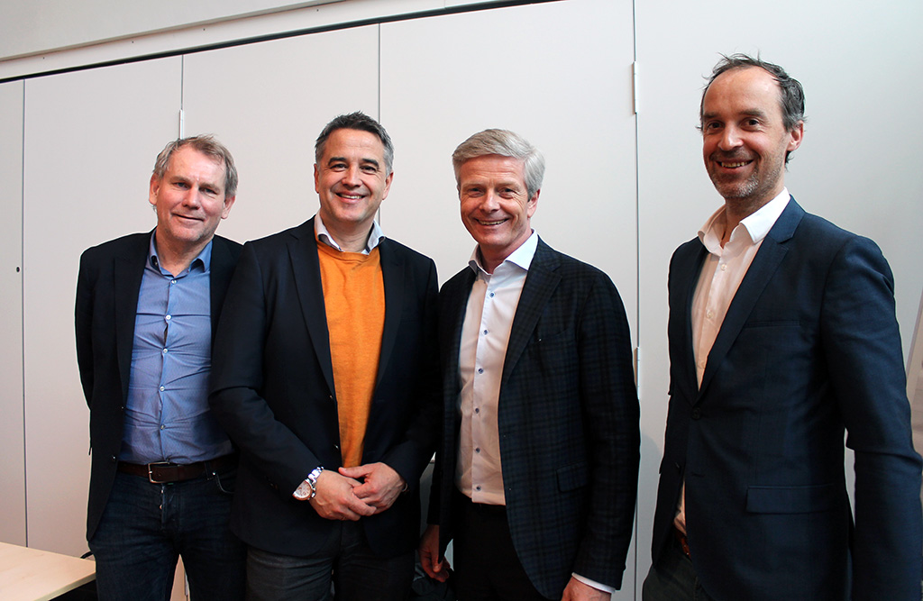 Fra venstre: Anved Aarbakke jr (daglig leder i Kymsol), Arne Aarvik (markedssjef i CC), Gert Christian Strindberg (administrerende direktør i Fabtech) og Andreas Helgesen (kommunikasjonssjef i TechnipFMC) Foto: Silje Ulveseth