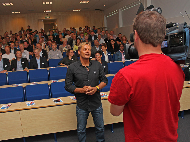 Eks-proffsyklist Dag Otto Lauritzen leder TV2-programmet "Sporty", som følger utvalgte kandidater på veien til et sprekere og sunnere liv. Foto: VNR.no