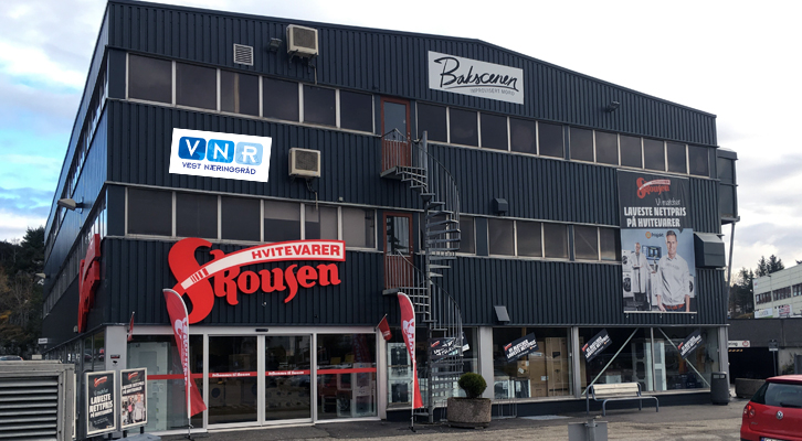 HER ER VI: Gründergården v/ Sartor Storsenter, 2. etg., Arefjordvegen 16, 5353 Straume.