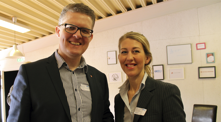 Fungerende fylkesordfører Pål Kårbø og Tanja Hoel, administrerende direktør i Norwegian Centre of Expertise The Seafood Innovation Cluster- 